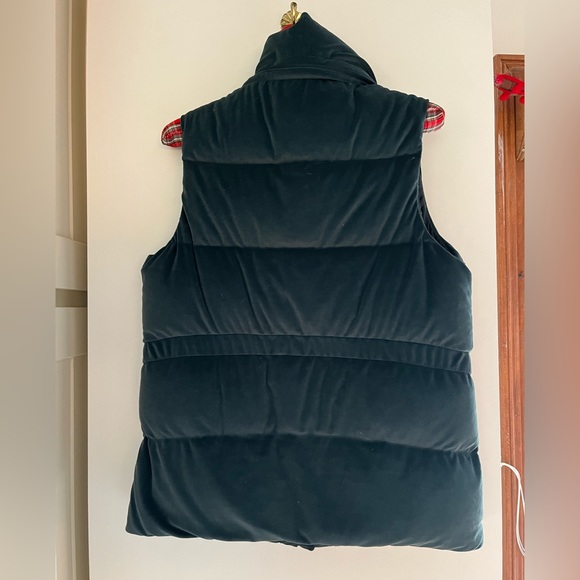 Athleta Lofty Velvet Down Vest with Hood  Size XXS (XS) NWOT - Picture 2 of 8